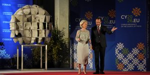 Νίκος Χριστοδουλίδης και Ούρσουλα φον ντερ Λάιεν