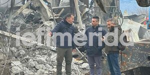 Κλιμάκιο της Διεύθυνσης Αντιμετώπισης Εγκλημάτων Εμπρησμού στο εργοστάσιο «Βιολάντα» στα Τρίκαλα