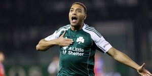 Ο Ντέσερς με την φανέλα του Παναθηναϊκού