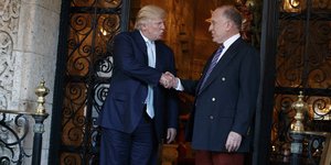 Ο πρόεδρος των ΗΠΑ, Ντόναλντ Τραμπ και ο δισεκατομμυριούχος φίλος του, Ρόλαντ Λόντερ