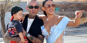 Η Έλενα Τσαγκρινού με τον DJ Stephan και τον γιο τους 