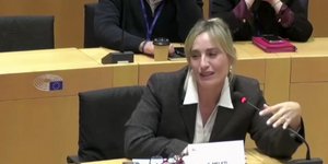 Η Ελεονώρα Μελέτη ξέσπασε σε κλάματα στο Ευρωκοινοβούλιο