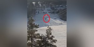 H στιγμή της συντριβής του ελικοπτέρου στη Ρωσία