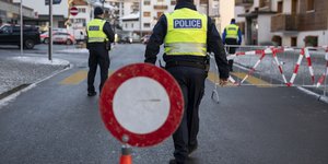 Ιταλικό ΥΠΕΞ: Περίπου 40 οι νεκροί στο μπαρ στο Κραν Μοντανά