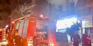 Από τη φωτιά που ξέσπασε στον Πειραιά