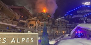 Πυρκαγιά σε πολυτελές ξενοδοχείο στις γαλλικές Άλπεις