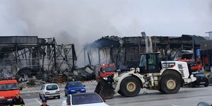 Σοκ με την τραγωδία στο εργοστάσιο της Βιολάντα στα Τρίκαλα