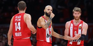 Πανηγυρισμοί παικτών Ολυμπιακού