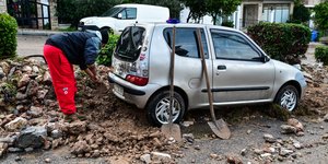 Κακοκαιρία στη Γλυφάδα 