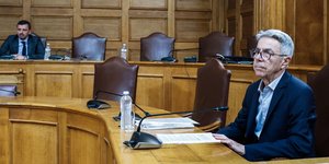 O Χαράλαμπος Κασίμης στην Εξεταστική για την υπόθεση του ΟΠΕΚΕΠΕ