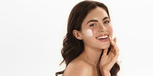 Κρέμα από αραβόσιτο: η τάση για φυσική αναζωογόνηση του προσώπου