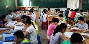 Για αυτά τα παιδιά, η τεχνητή νοημοσύνη δεν είναι κάτι αφηρημένο. Είναι ήδη εργαλείο δημιουργίας και μάθησης / SHUTTERSTOCK