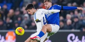 Απόλυτη μοιρασιά ανάμεσα σε Έβερτον και Λιντς