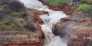 Γεμίζει με νερό η λίμνη Υλίκη 