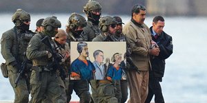 Ο Νικολάς Μαδούρο στο δικαστήριο με τη σύζυγό του