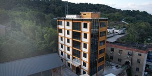 Η ιδέα ενός αεροδρομίου φτιαγμένου από μπαμπού, ή ενός πύργου που ξεπερνά τα 20 μέτρα ύψος, μέχρι πρόσφατα έμοιαζε περισσότερο με αρχιτεκτονικό ανέκδοτο παρά με σοβαρή πρόταση για τον κατασκευαστικό κλάδο / INSTAGRAM