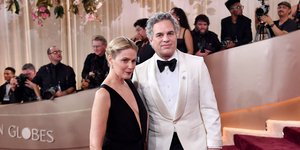 Ο Μαρκ Ραφάλο με τη σύζυγό του στο κόκκινο χαλί