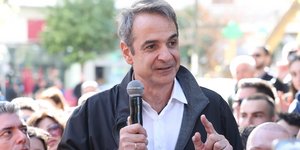 Ο Κυριάκος Μητσοτάκης έκανε περιοδεία στο Μοσχάτο 