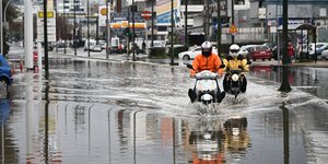 Πλημμυρισμένοι δρόμοι