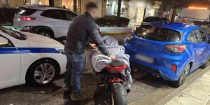 Ταυτοποιήθηκε 22χρονος μοτοσυκλετιστής που δημοσίευε κόντρες στα social media