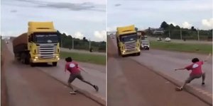 Ο 19χρονος απέφυγε την τελευταία στιγμή τη νταλίκα σε αυτοκινητόδρομο της Παραγουάης