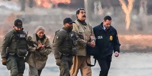 Ο Νικολάς Μαδούρο και η σύζυγός του μεταφέρονται σε δικαστήριο στο Μανχάταν της Νέας Υόρκης 