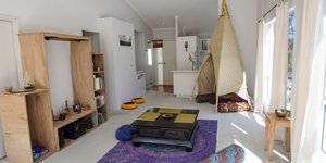 Η ζωή χωρίς έπιπλα