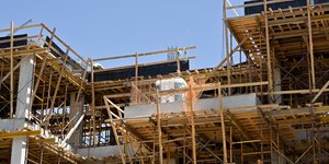 Οικοδομή υπό ανέγερση