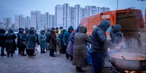 ουρα για φαγητό 