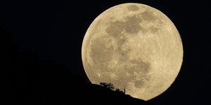 πανσέληνος