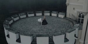 Η «ιπτάμενη πιανίστρια» Έλενα Ξυδιά