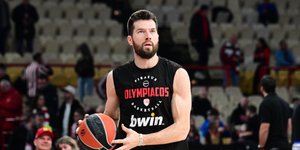 Άλεκ Πίτερς 