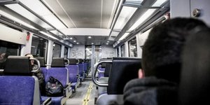 βαγόνι προαστιακού