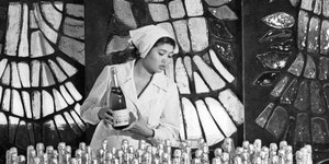 Όταν το Κρεμλίνο αποφάσισε αιφνιδιαστικά να μετατρέψει ένα σύμβολο αριστοκρατικής πολυτέλειας σε μαζικό προϊόν για τον «σοβιετικό εργάτη» / WIKIPEDIA