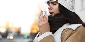  Πέρα από τις ιογενείς λοιμώξεις, η πρακτική βοηθά και σε αλλεργίες, χρόνια συμφόρηση, οπισθορρινική καταρροή και υποτροπιάζουσες ιγμορίτιδες / SHUTTERSTOCK