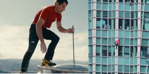 Διάσημος αναρριχητής σκαρφάλωσε 101 ορόφους ουρανοξύστη χωρίς σκοινιά 