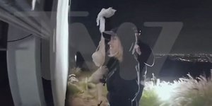 Σίντνεϊ Σουίνι σουτιέν