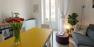 Smart living: Πώς δύο γραφίστες μετέτρεψαν έναν χώρο 45 τ.μ. σε σπίτι τους -Η έξυπνη ανακαίνιση