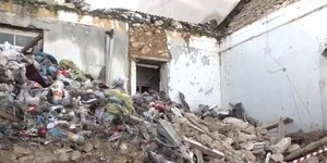 Κατάρρευση εγκαταλελειμμένου κτιρίου στον Πειραιά