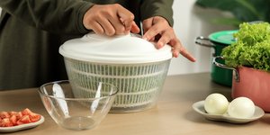 Στεγνωτήρας λαχανικών / Φωτογραφία: Shutterstock