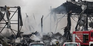 Το κατεστραμμένο εργοστάσιο της Βιολάντα στα Τρίκαλα 