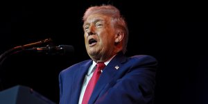 Ντοναλντ Τραμπ