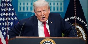 Ο Ντόναλντ Τραμπ στο Οβάλ Γραφείο