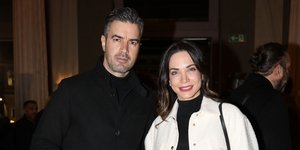 Γιάννης Τσιμιτσέλης -Κατερίνα Γερονικολού: Κοινή εμφάνιση σε θεατρική πρεμιέρα