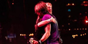 Ο Κιθ Ούρμπαν και η 26χρονη