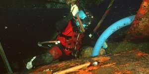 Δύτης κορεσμού, ένας από εκείνους που εκτελούν κατασκευαστικές και αποξηλωτικές εργασίες σε βάθη που φτάνουν ή ξεπερνούν τα 300 μέτρα / FACEBOOK