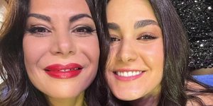 Η Εύη Βατίδου με την κόρη της