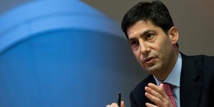 Κέβιν Γουόρς