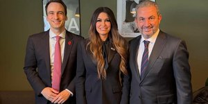 Μιχάλης Κράτσιος, Κίμπερλι Γκίλφοϊλ, Αλέξανδρος Εξάρχου