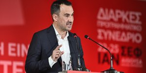 Ο Αλέξης Χαρίτσης στο συνέδριο της Νέας Αριστεράς